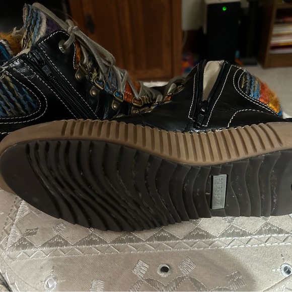 Josef Seibel boots, 39(8-8-1/2) is size, multi colored - Picture 5 of 6